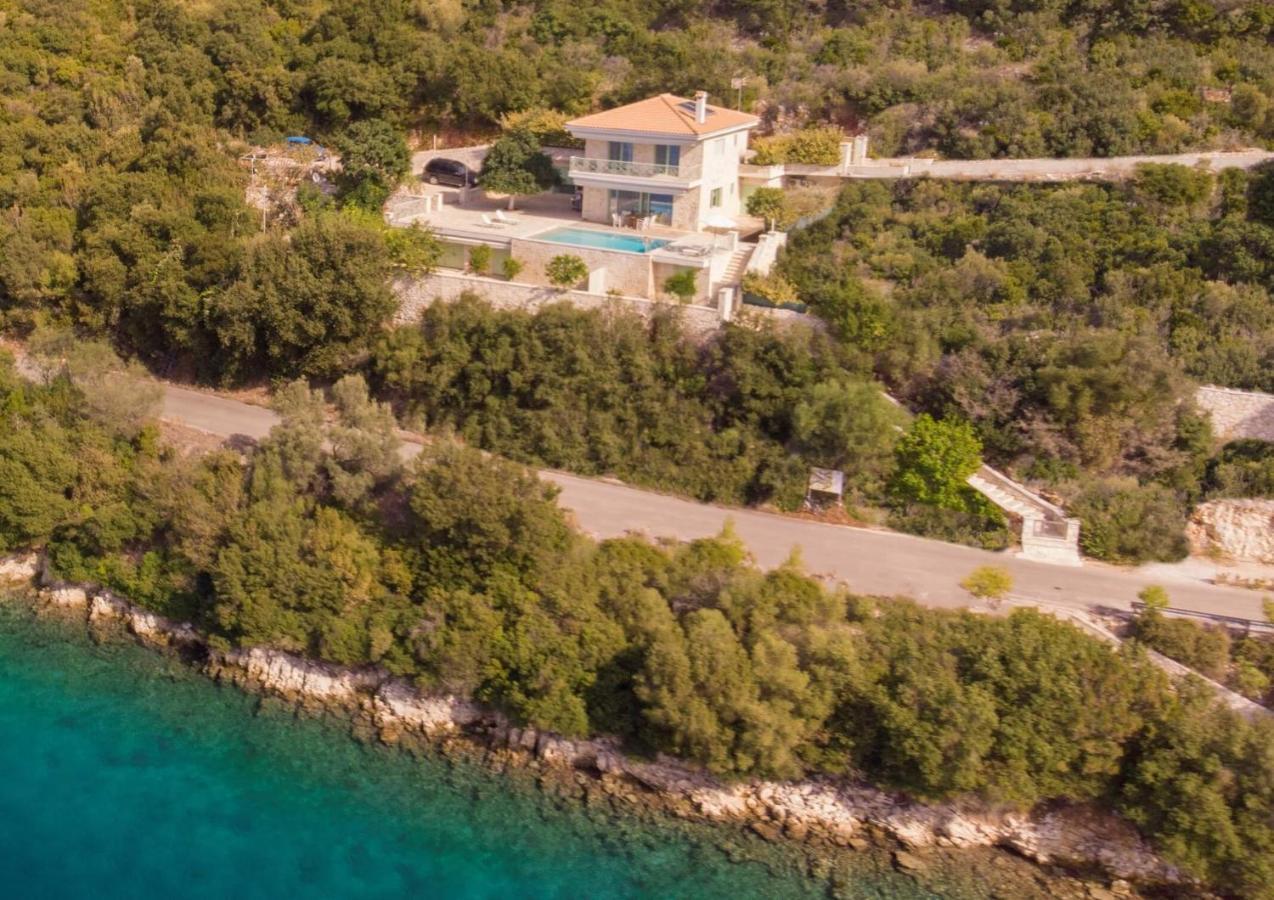 Meganisi Blue Apartment Spartokhórion Esterno foto